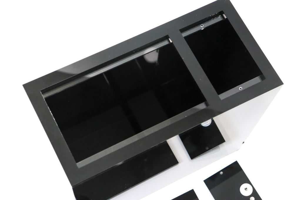 The Well Reef Casa installé dans un meuble d'aquarium nano récifal