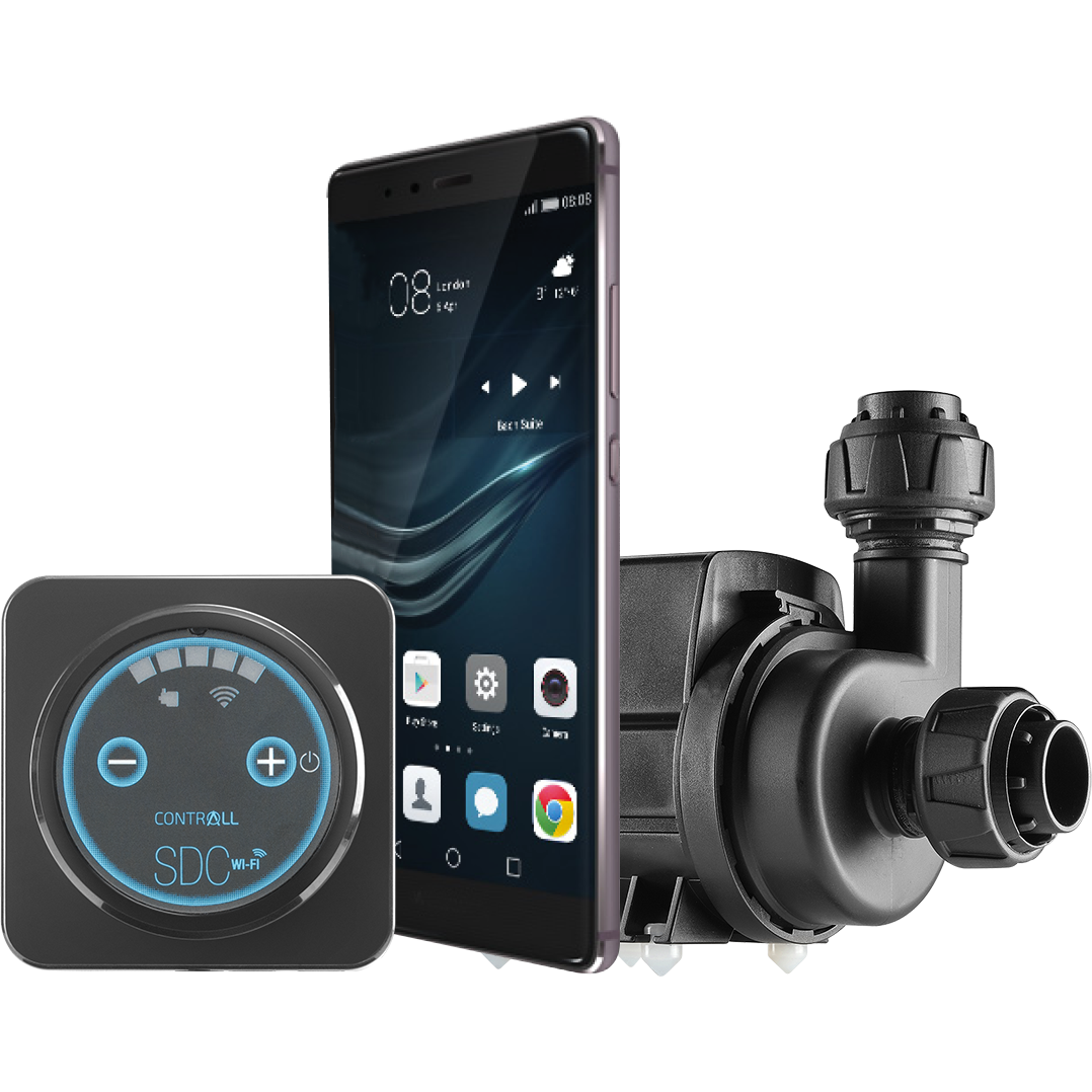Sicce Syncra SDC 6.0 return pump with its SDC controller and a smartphone